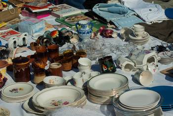 flea market 1681489 1280
