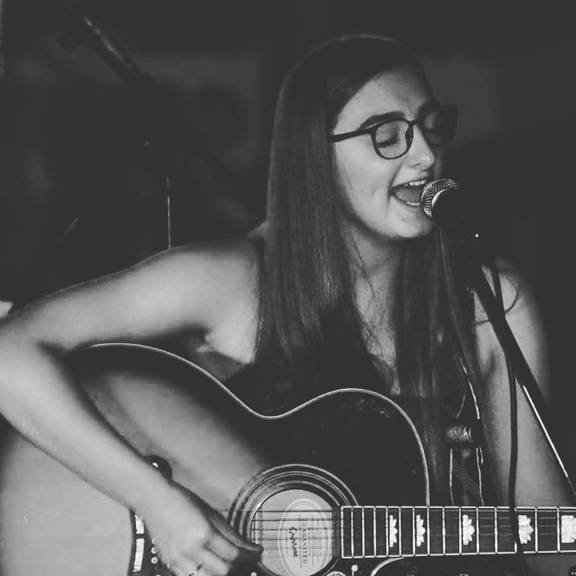 Hanna Ruhl HannaRuhl